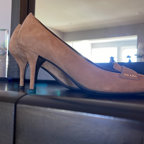 Suede Brown Prada kitten heel like new - Picture 6 of 7